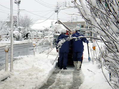 歩道除雪